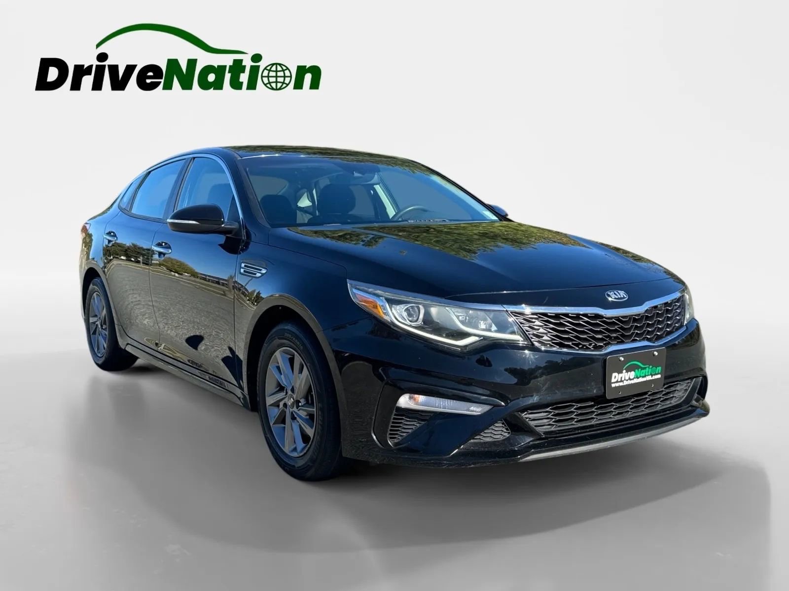 Used 2019 Kia Optima LX image 3