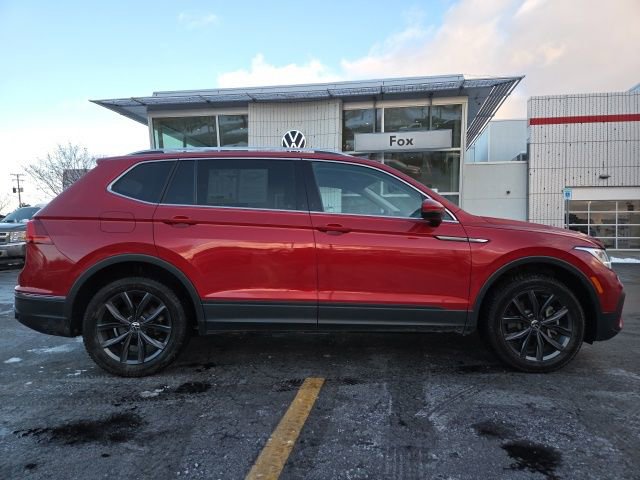 Used 2022 Volkswagen Tiguan SE image 8