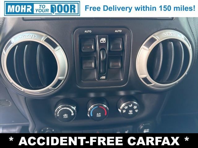 Used 2017 Jeep Wrangler Unlimited Sahara w/ Connectivity Group AWD/4WD image 15