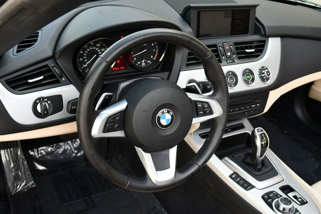 Used 2012 BMW Z4 sDrive35i RWD image 57