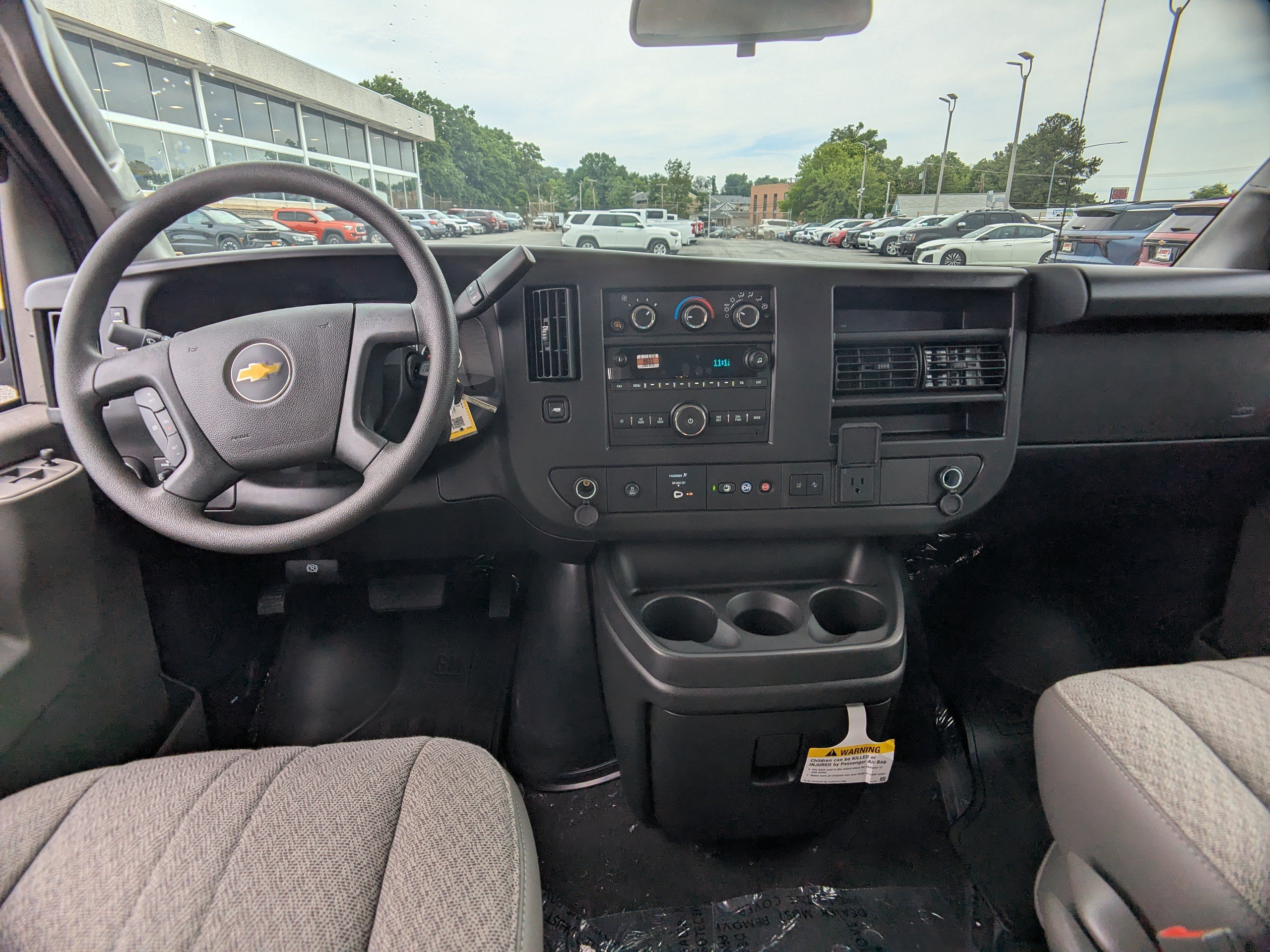 New 2026 Chevrolet Express 2500 LT w/ LT Preferred Equipment Group RWD image 13