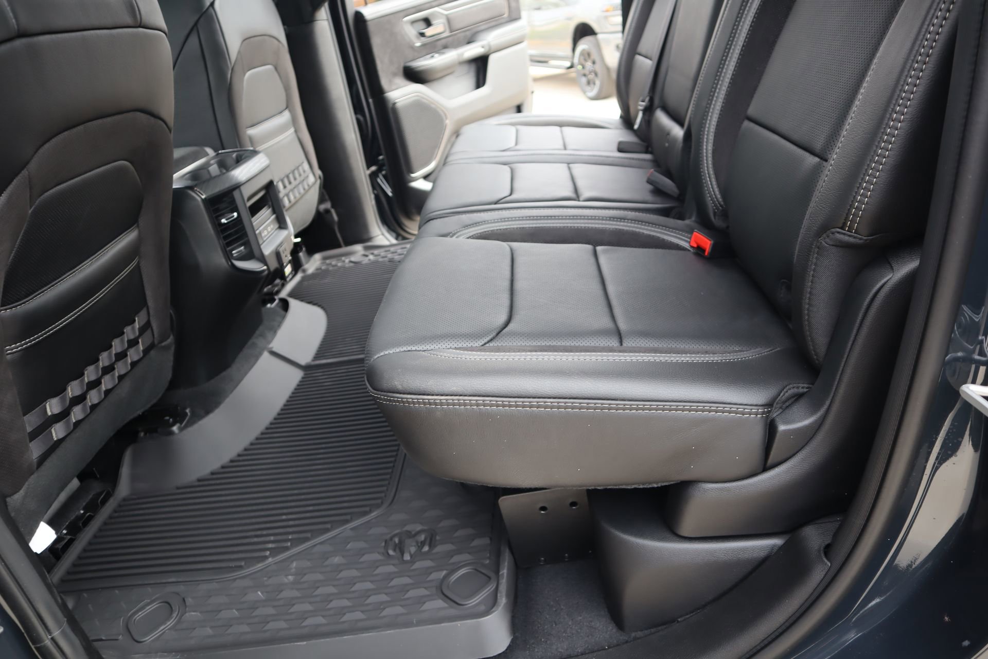 New 2026 RAM 1500 RHO AWD/4WD image 14