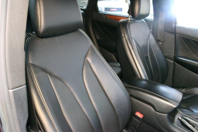 Used 2017 Lincoln MKC Select AWD/4WD image 10