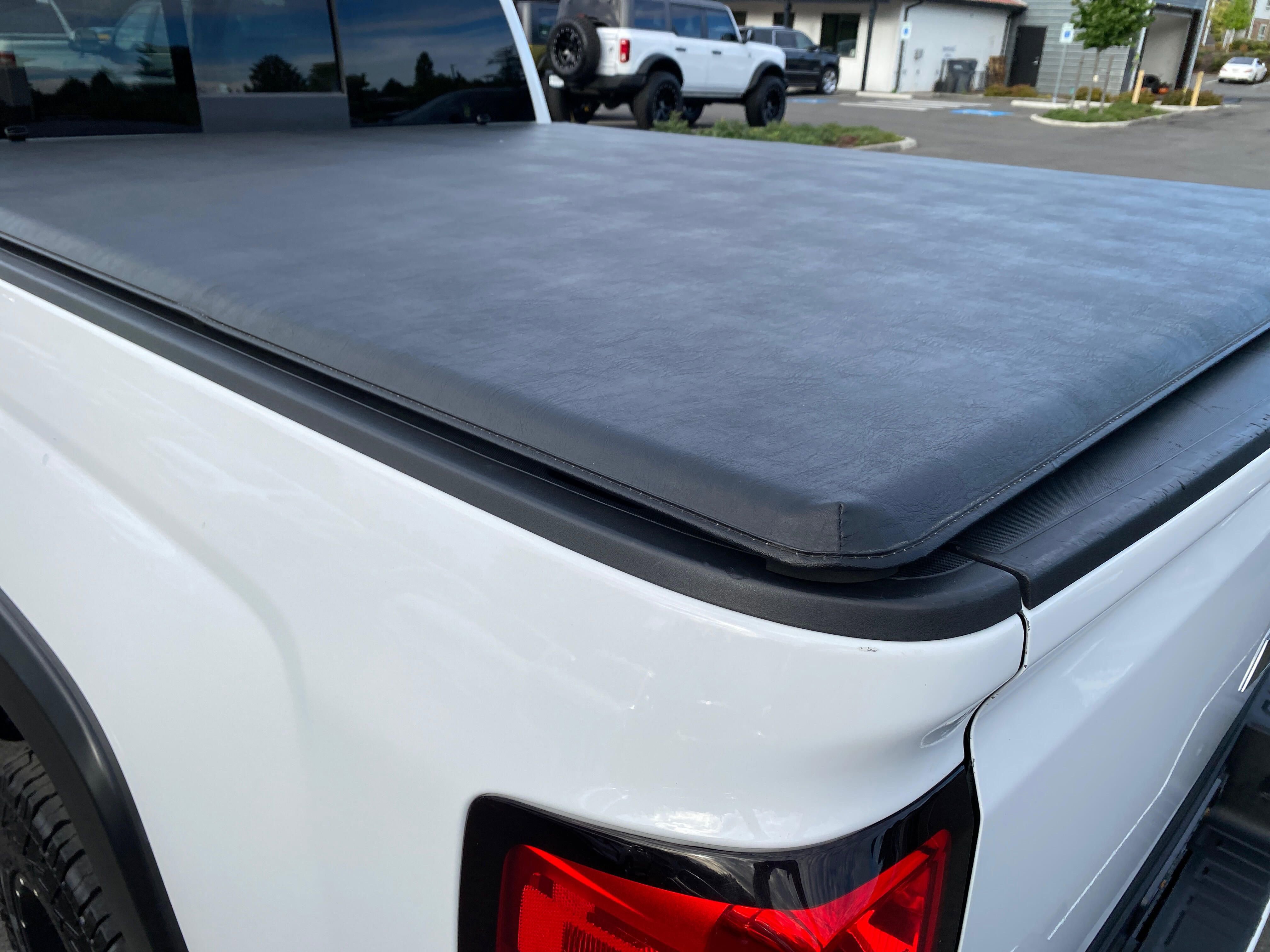 Used 2015 Chevrolet Silverado 3500 LTZ image 9