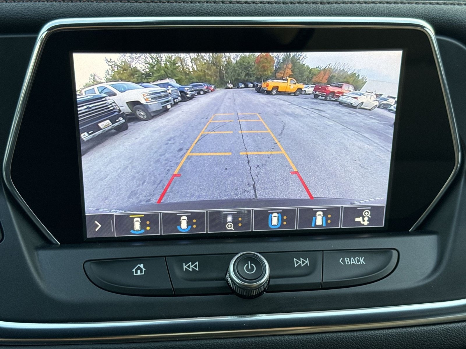 Used 2019 Chevrolet Blazer Premier w/ Driver Confidence II Package AWD/4WD image 20