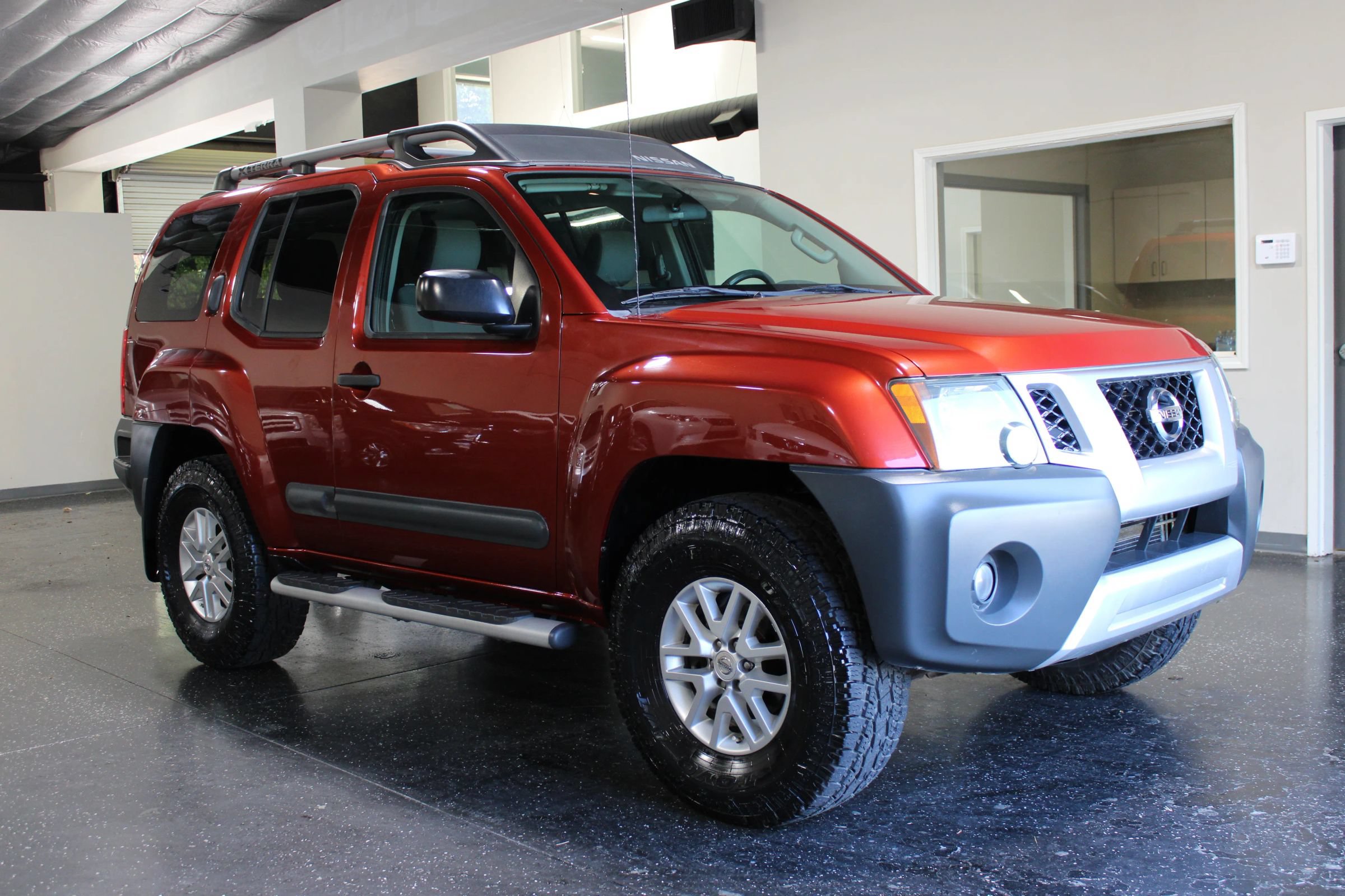 Used 2015 Nissan Xterra S w/ Value Package RWD image 1