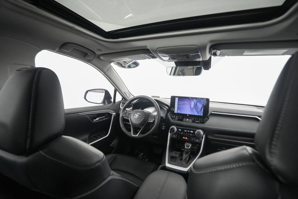 Used 2024 Toyota RAV4 Limited w/ Advanced Technology Package image 16