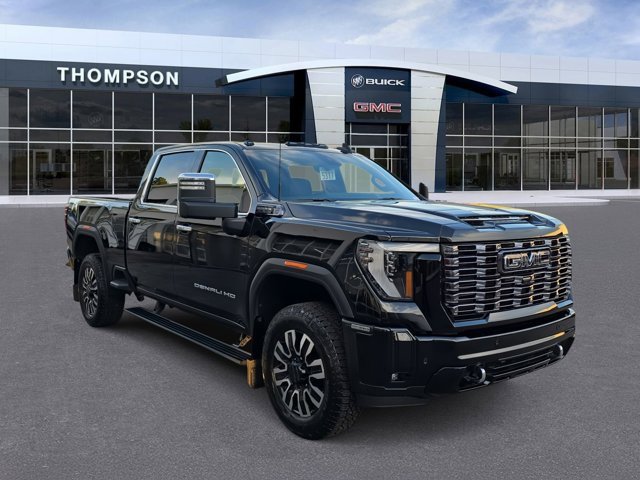 Used 2025 GMC Sierra 2500 Denali Ultimate w/ Max Trailering Package image 1