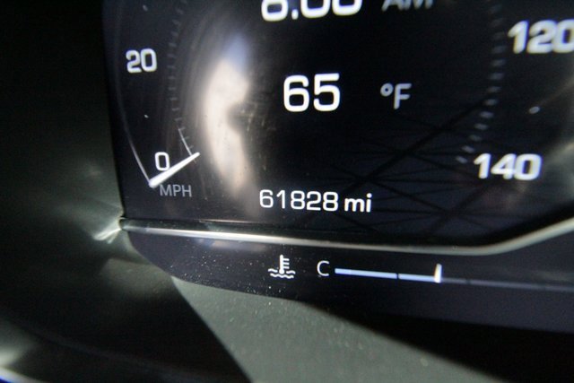 Used 2023 GMC Yukon XL AT4 w/ Technology Package image 29