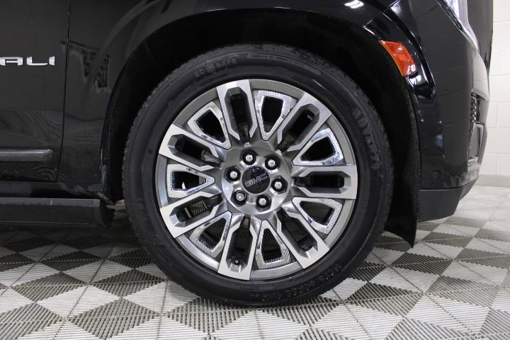 Used 2023 GMC Yukon Denali Ultimate image 48