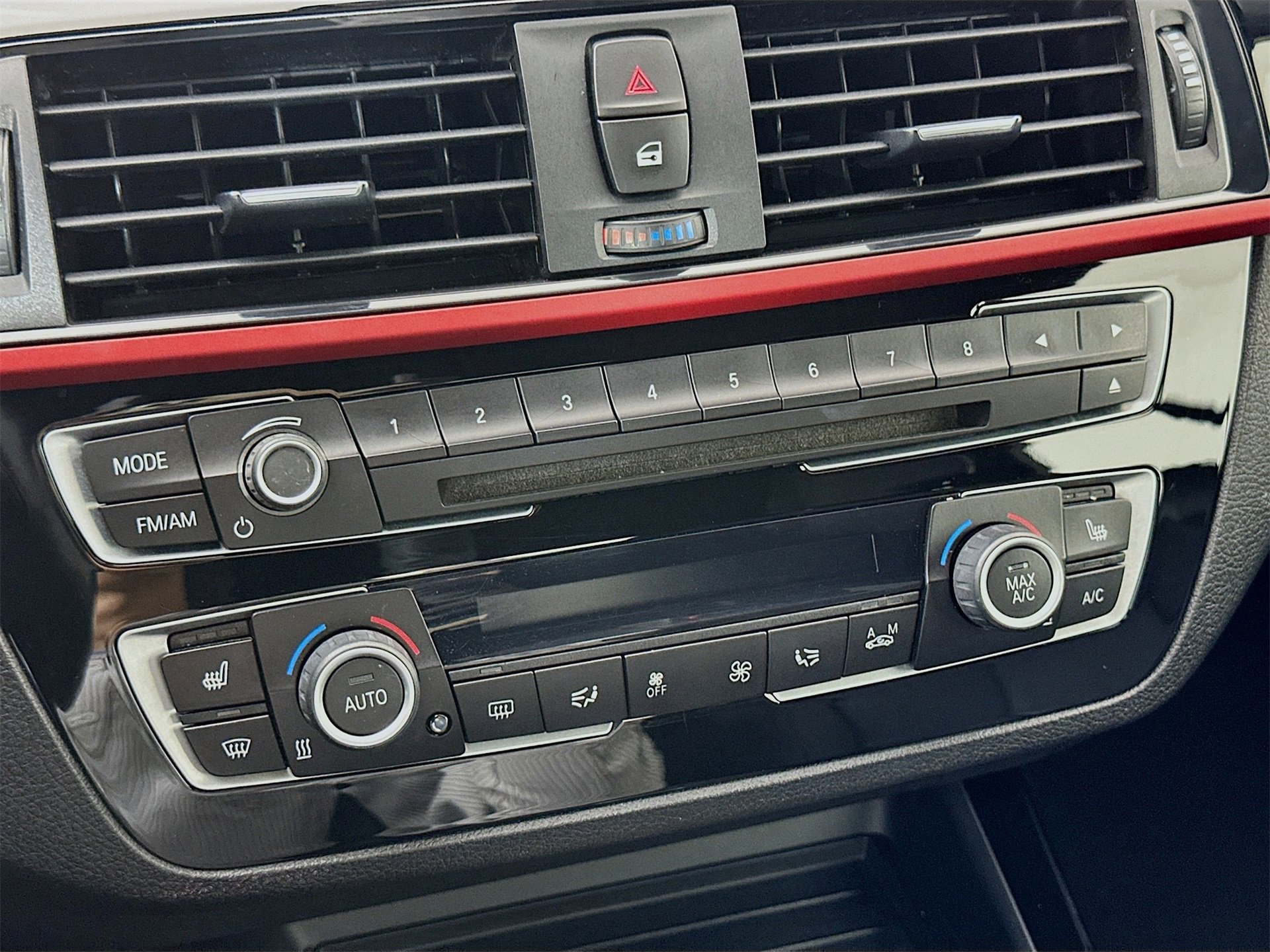 Used 2020 BMW 230i xDrive Convertible image 17