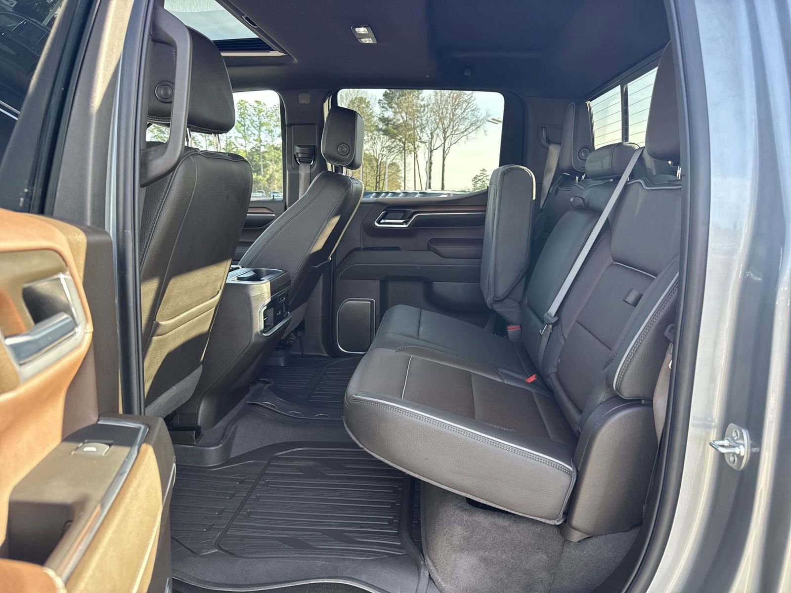 Used 2025 GMC Sierra 1500 Denali w/ Denali Reserve Package AWD/4WD image 31