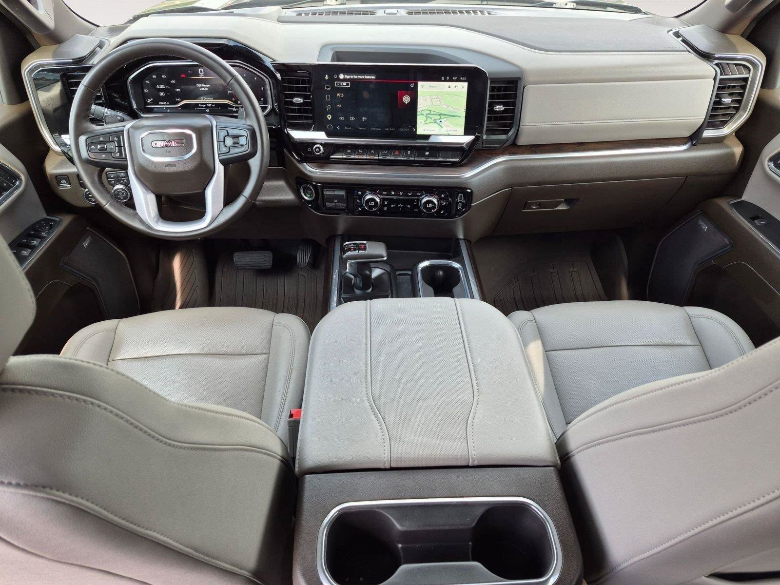 Used 2023 GMC Sierra 1500 SLT w/ SLT Premium Plus Package AWD/4WD image 17