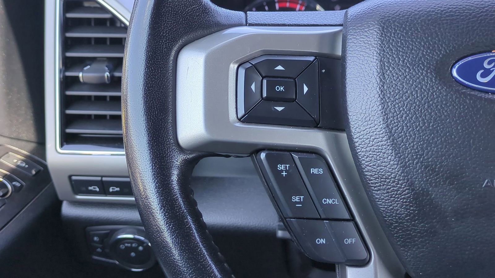 Used 2021 Ford F250 Lariat image 47