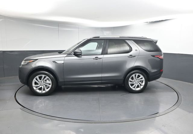 Used 2018 Land Rover Discovery HSE image 2