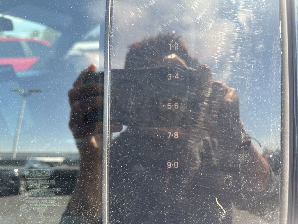 Used 2023 Ford Expedition Platinum image 12