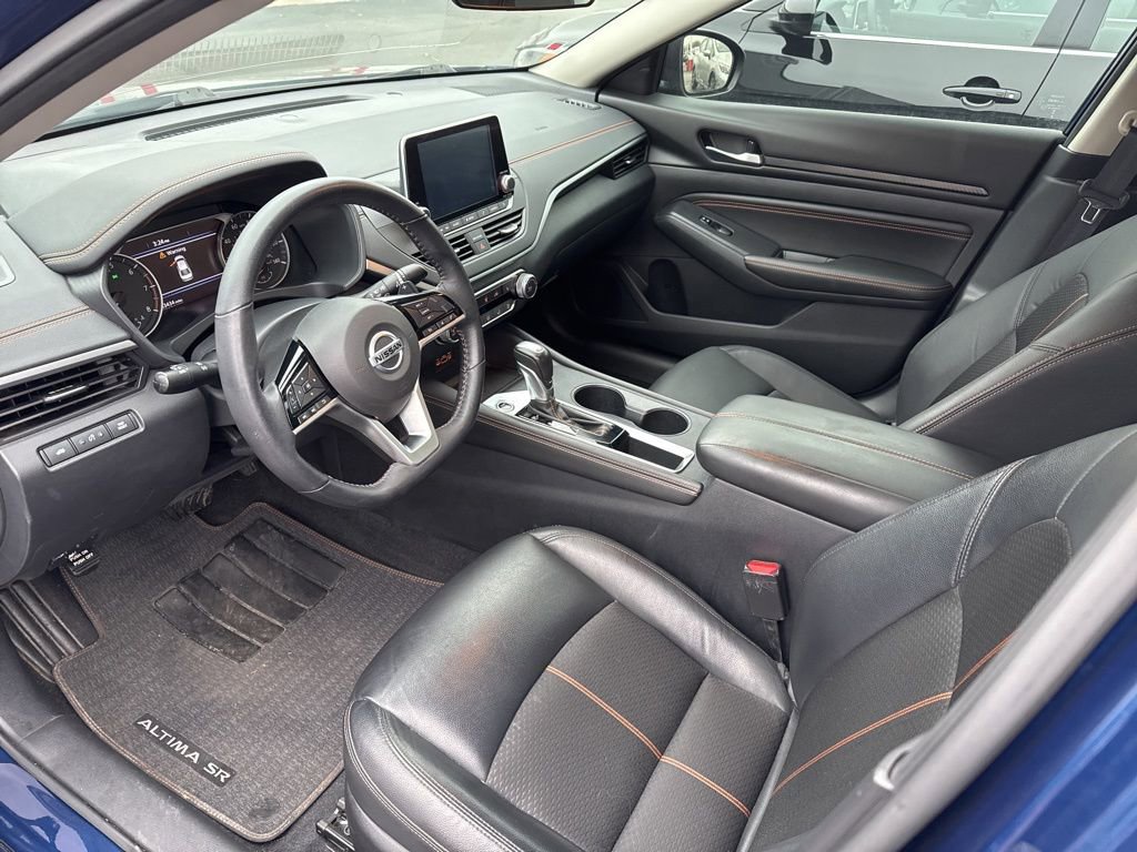 Used 2021 Nissan Altima 2.5 SR w/ SR Premium Package image 7