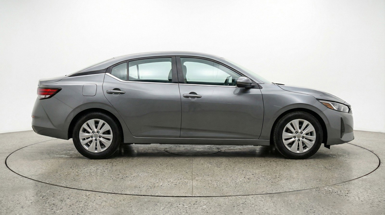 Used 2025 Nissan Sentra S image 11
