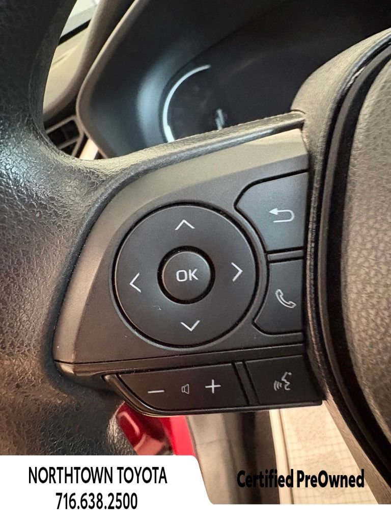 Used 2023 Toyota RAV4 LE AWD/4WD image 22