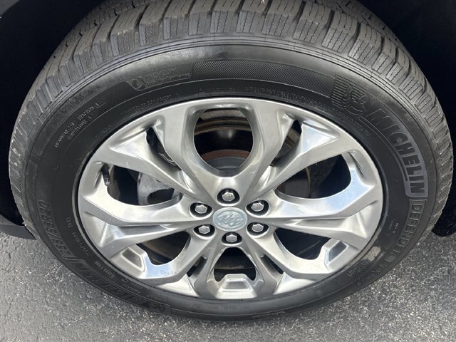 Used 2020 Buick Enclave Avenir w/ Avenir Technology Package AWD/4WD image 34