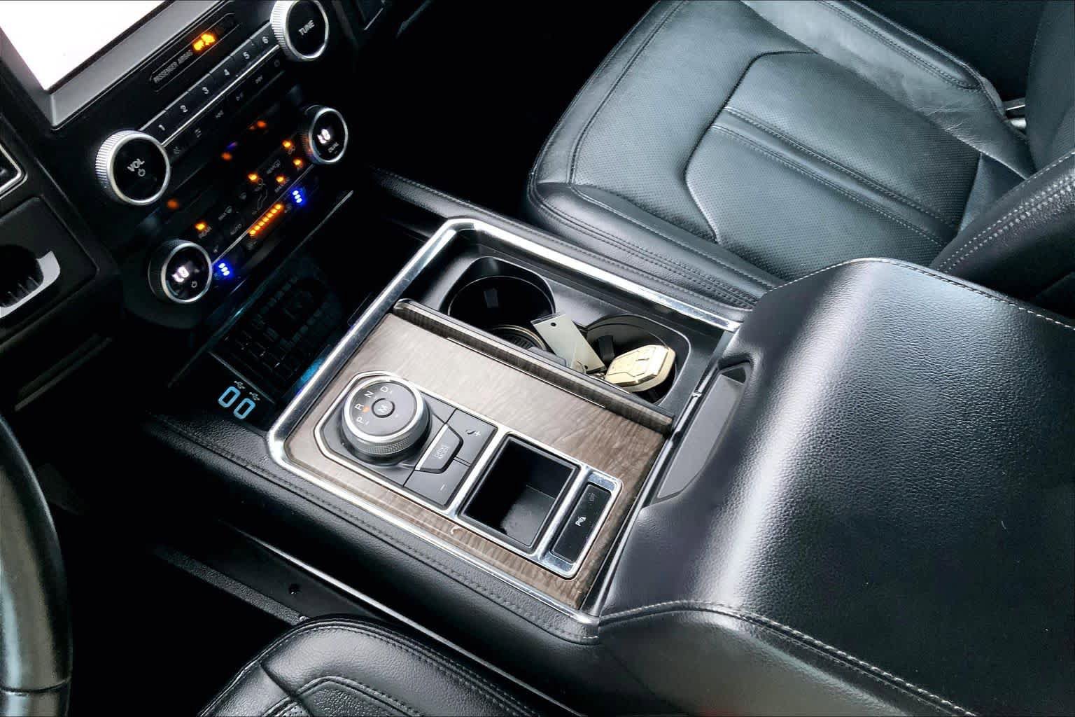 Certified 2019 Ford Expedition Max Limited RWD image 15