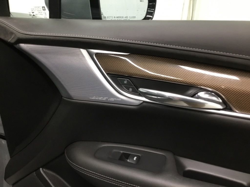 Used 2023 Cadillac XT6 Sport w/ Platinum Package image 24