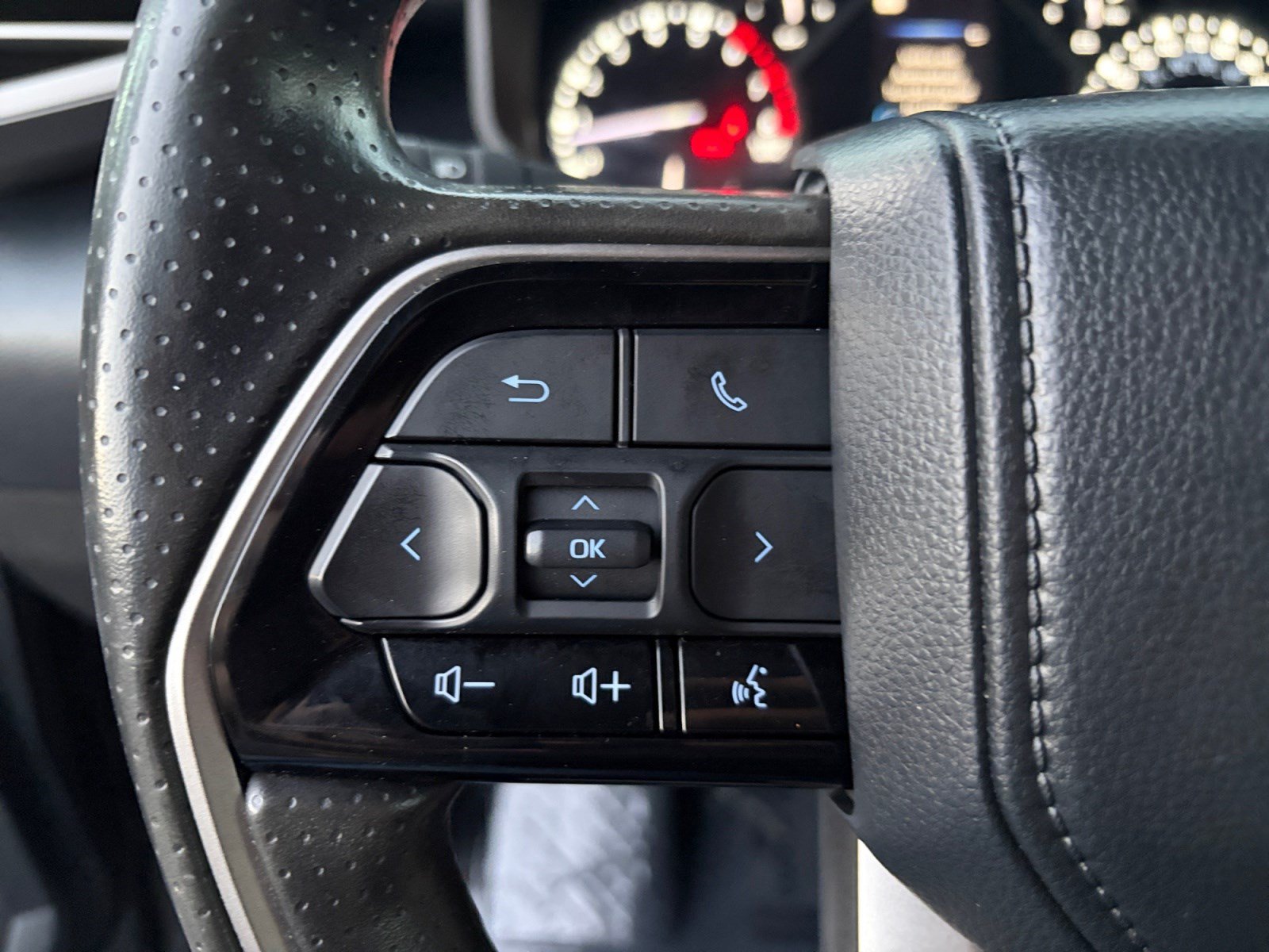 Used 2024 Toyota Tundra SR5 AWD/4WD image 14
