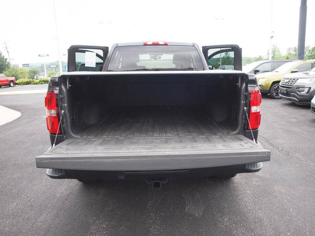 Used 2014 GMC Sierra 1500 SLE w/ All-Terrain Package AWD/4WD image 5