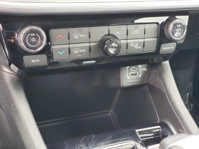 Used 2022 Jeep Compass Latitude AWD/4WD image 16