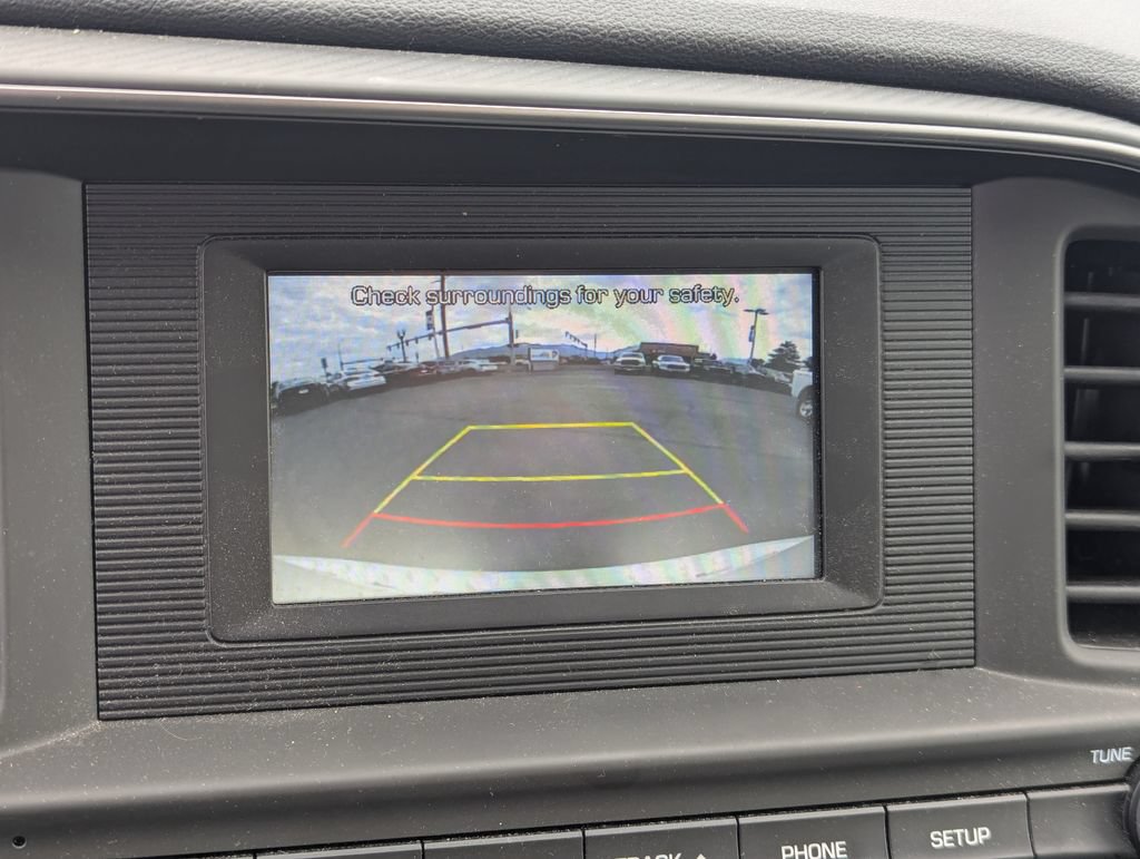 Used 2019 Hyundai Elantra SE w/ Cargo Package FWD image 17