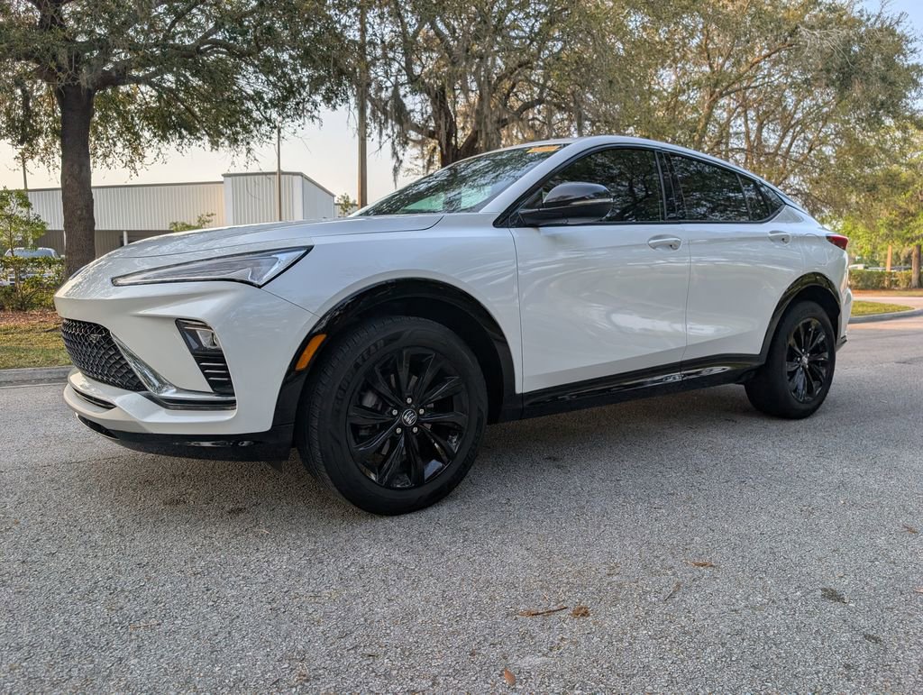 Used 2024 Buick Envista Sport Touring w/ Convenience I Package image 3