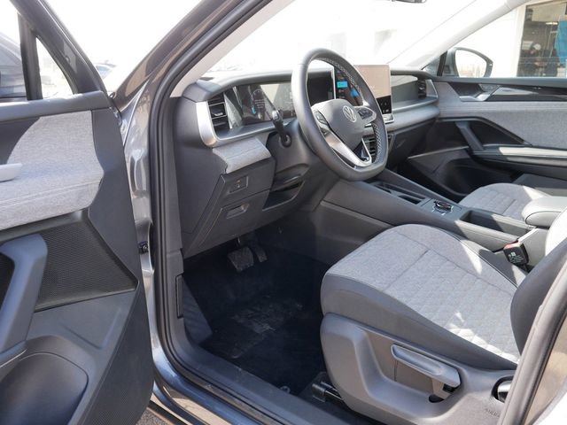 New 2026 Volkswagen Tiguan S AWD/4WD image 7