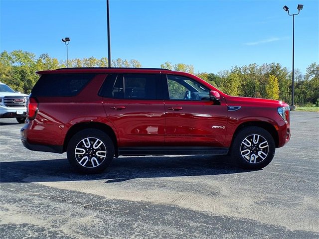 Used 2024 GMC Yukon AT4 w/ AT4 Premium Package image 8