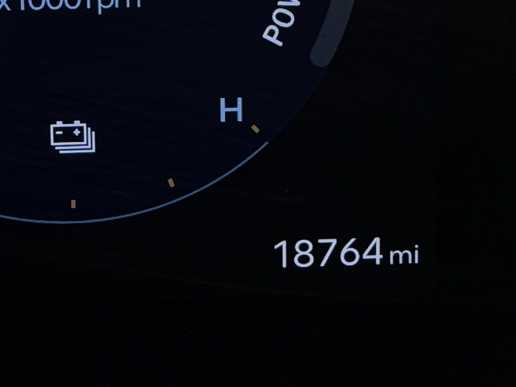 Used 2024 Hyundai Santa Fe Limited image 15