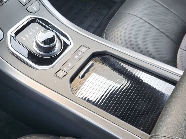 Used 2019 Land Rover Range Rover Evoque Landmark Edition image 18