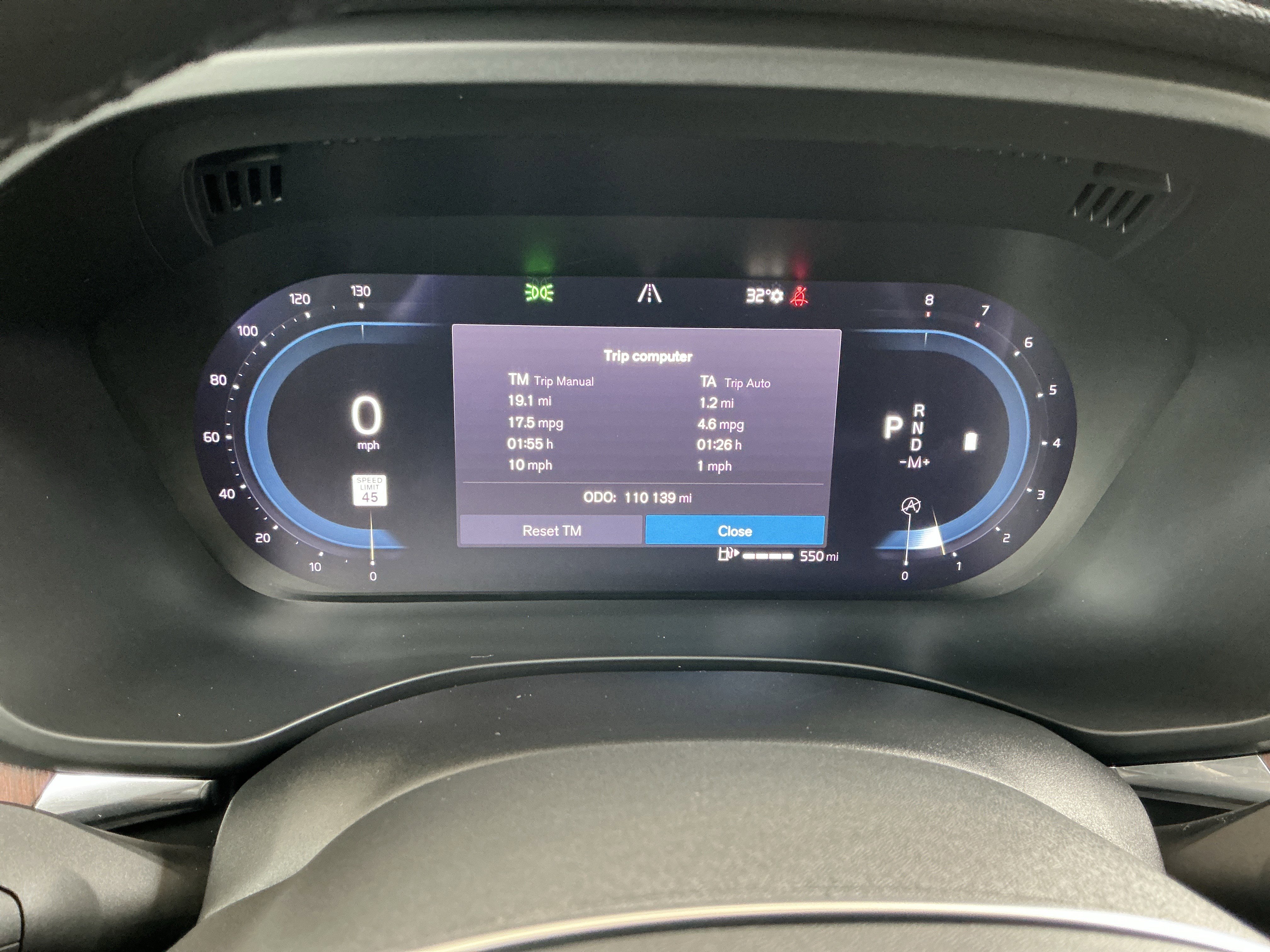 Used 2023 Volvo XC60 B5 Plus image 8