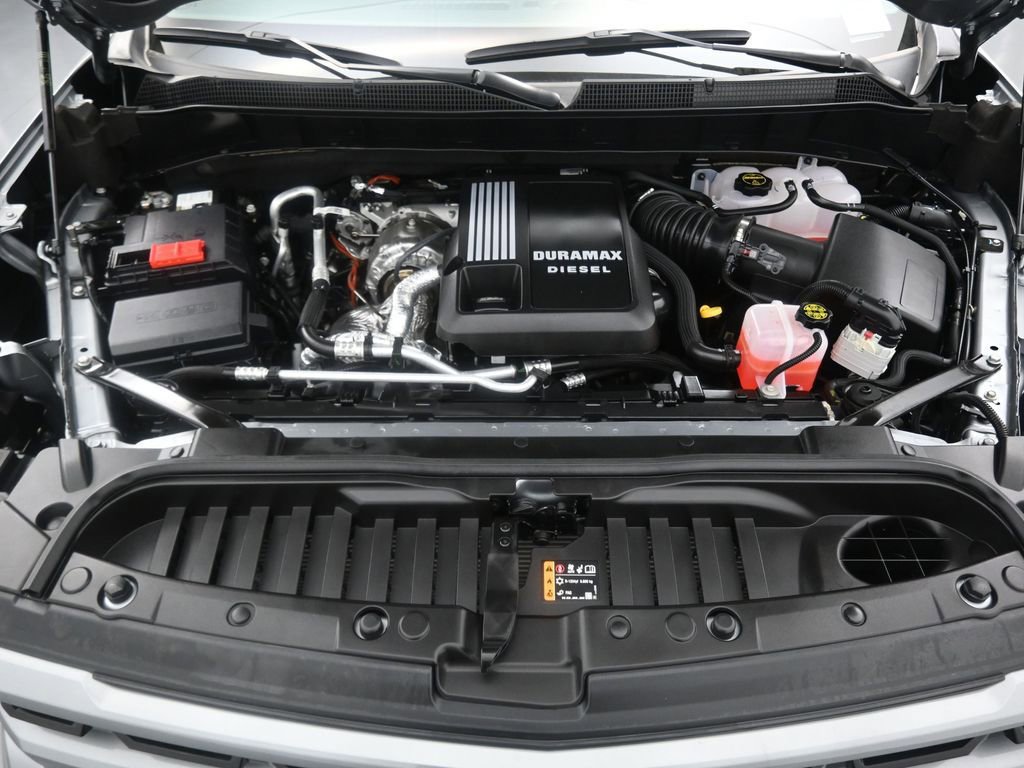 Used 2025 Chevrolet Silverado 1500 RST w/ Convenience Package II image 13