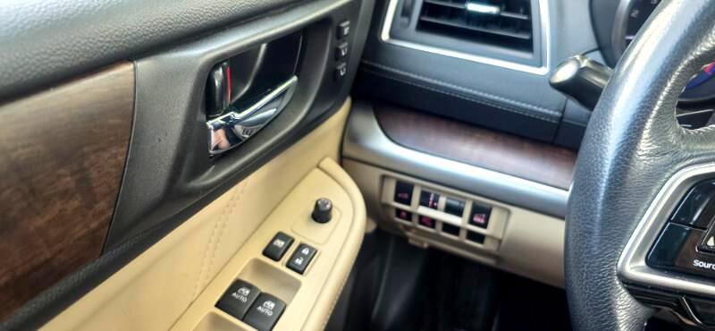 Used 2018 Subaru Outback 2.5i Limited image 17