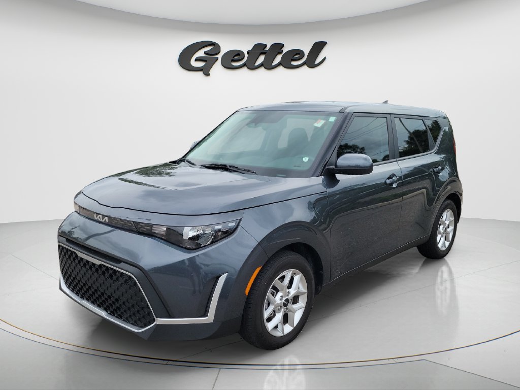 Used 2024 Kia Soul LX w/ Option Group 015 FWD image 1