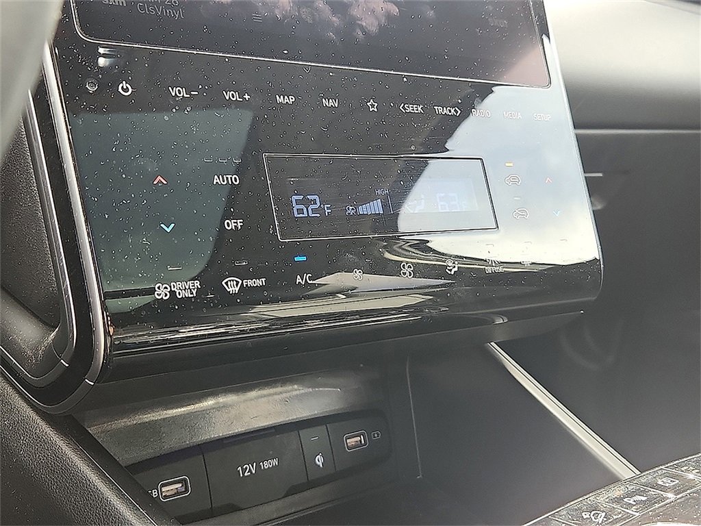 Used 2022 Hyundai Tucson Limited image 17