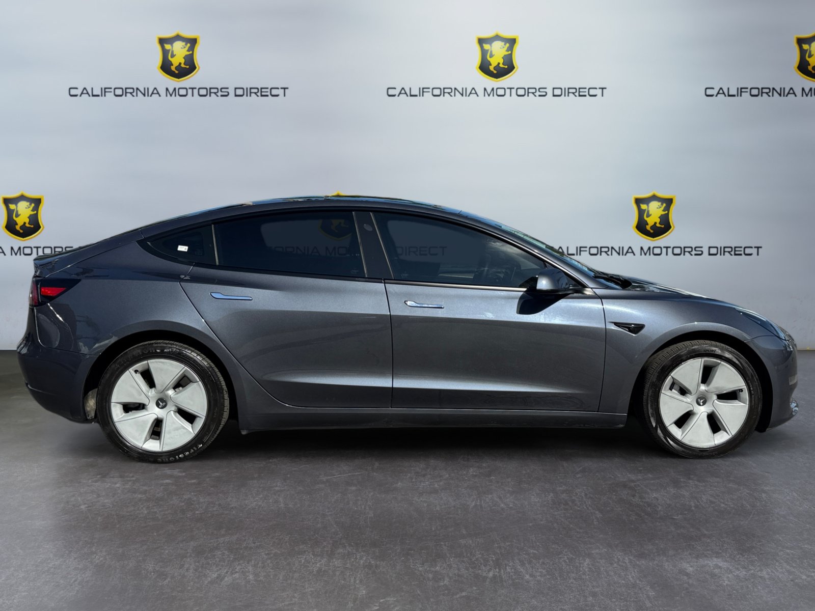 Used 2023 Tesla Model 3 Standard Range RWD image 6