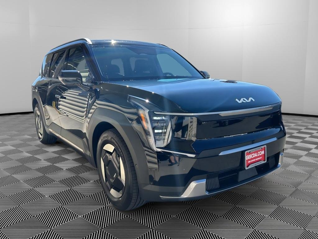 New 2026 Kia EV9 Wind AWD/4WD image 5