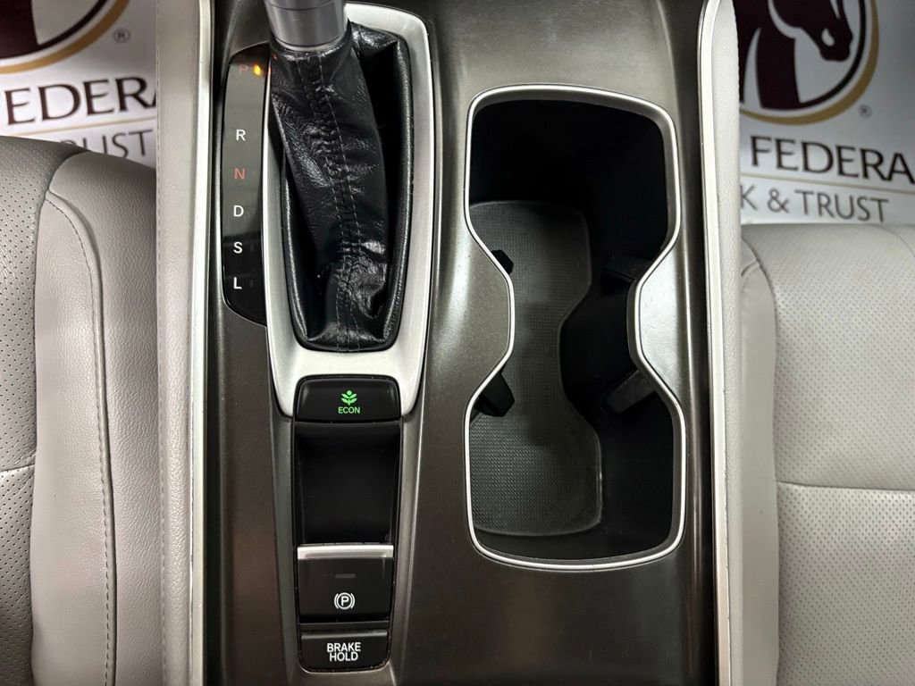 Used 2018 Honda Accord EX-L image 16