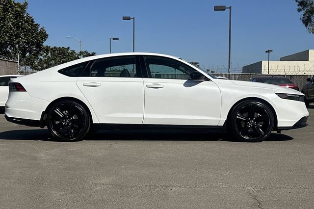 Used 2024 Honda Accord Sport image 3