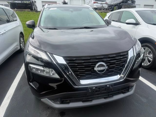 Used 2023 Nissan Rogue SV w/ SV Premium B Package AWD/4WD image 2