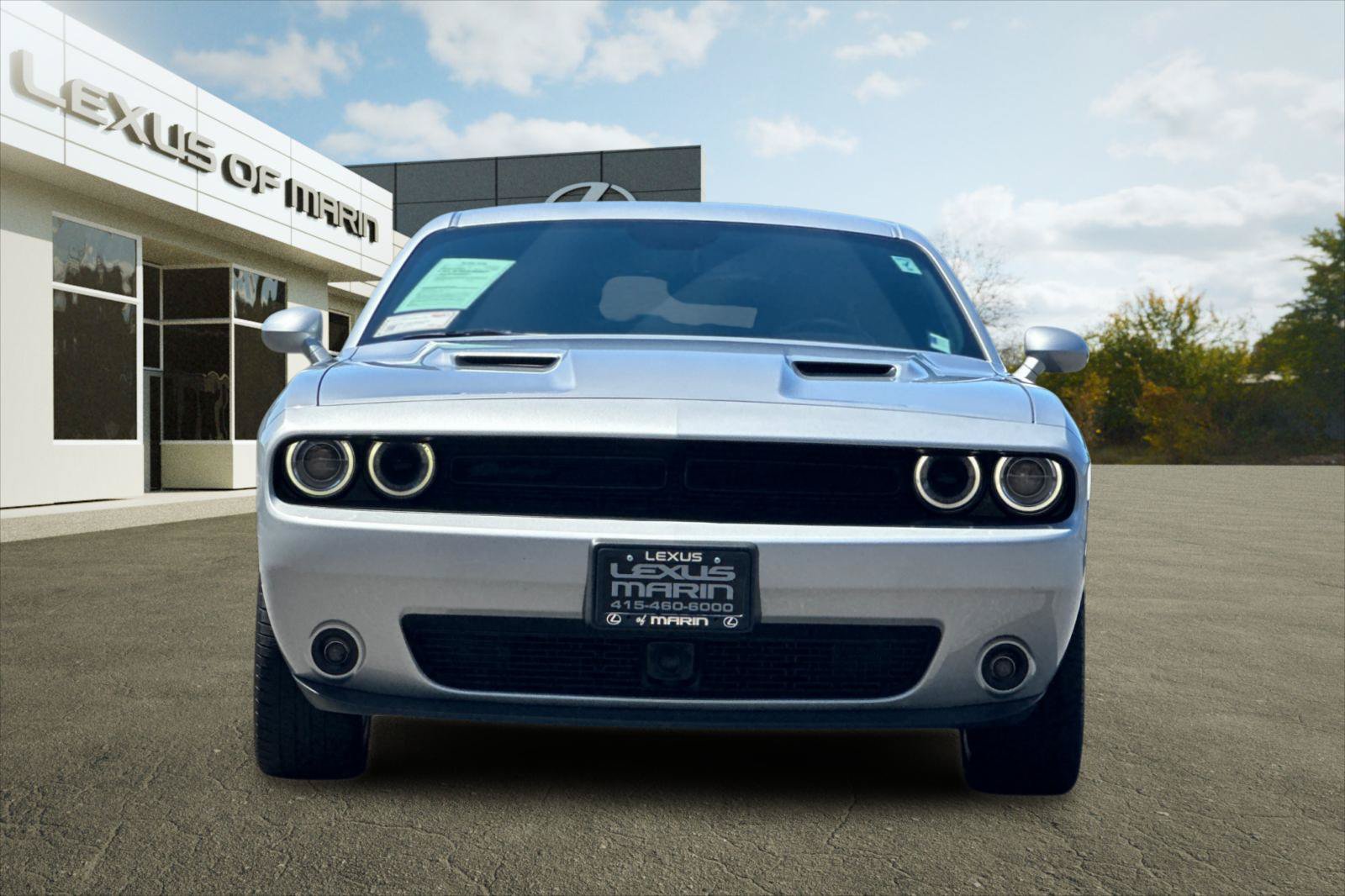 Used 2023 Dodge Challenger SXT w/ Plus Package RWD image 5