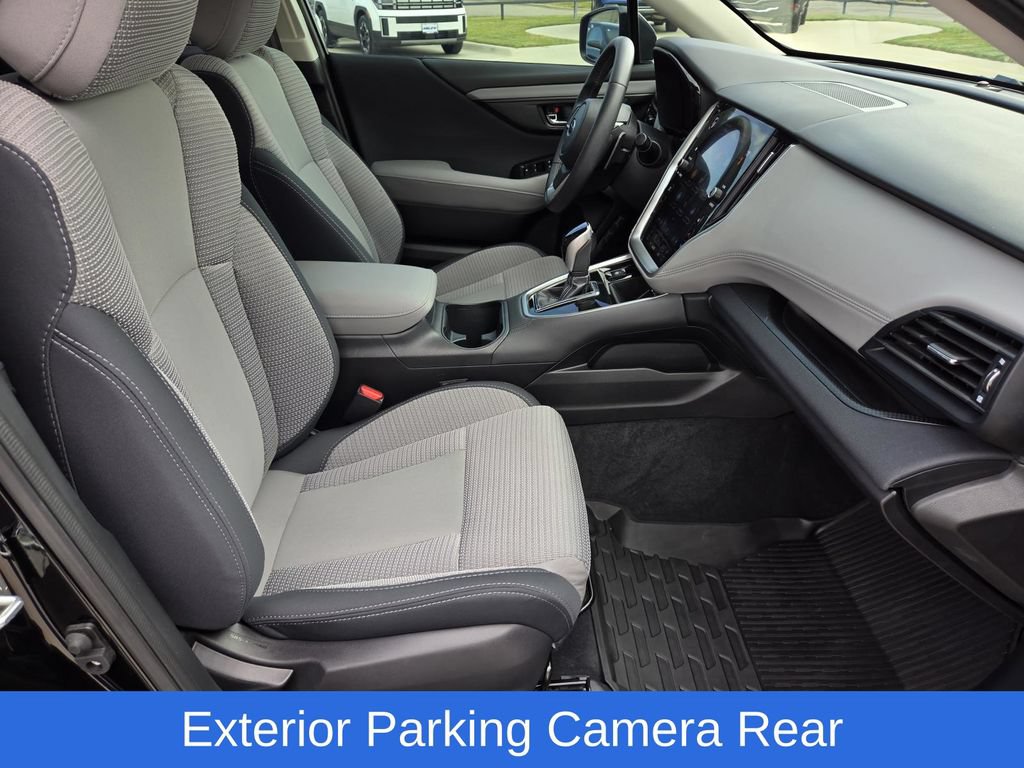 Used 2025 Subaru Outback Premium AWD/4WD image 9