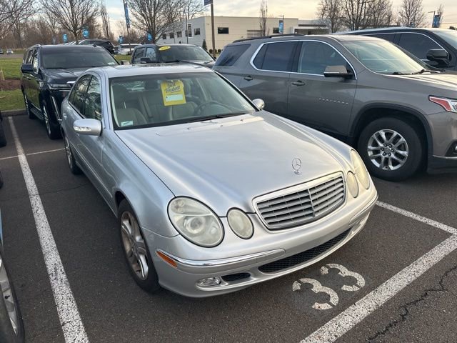 Used 2005 Mercedes-Benz E 500 4MATIC Sedan image 1