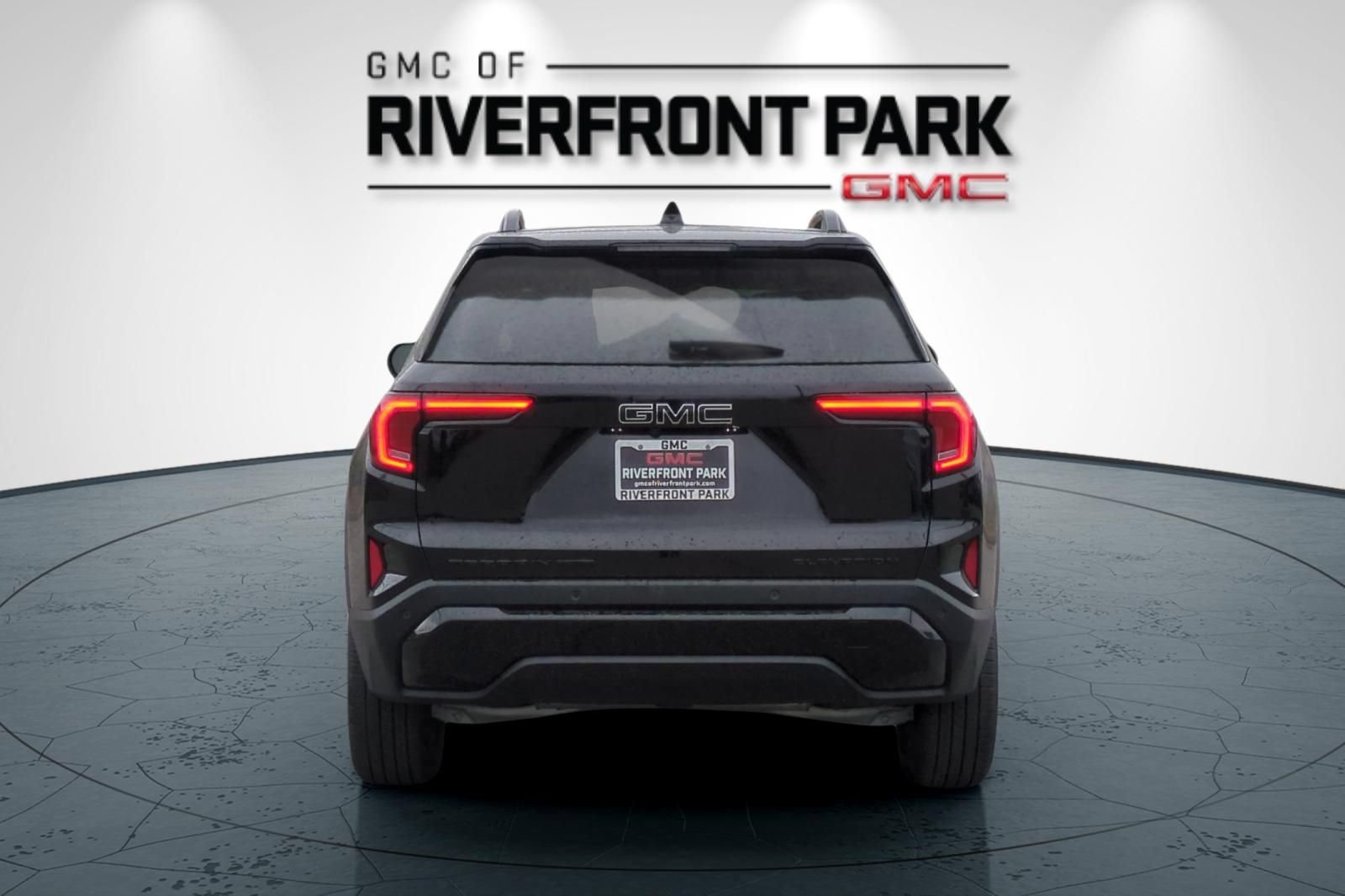 New 2026 GMC Terrain Elevation w/ Elevation Premium Package AWD/4WD image 4