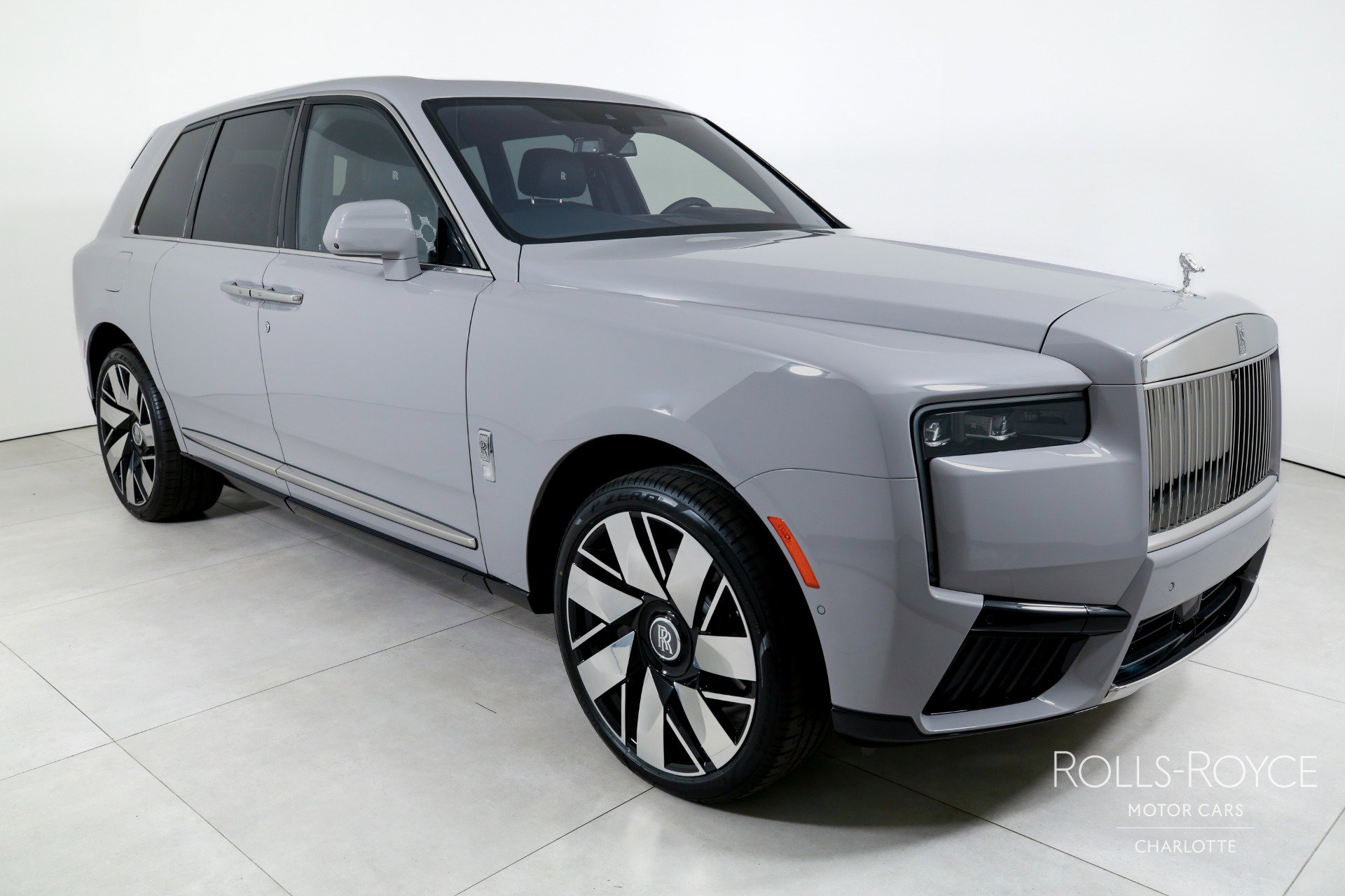 New 2026 Rolls-Royce Cullinan image 5